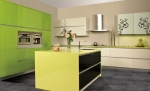 Кухненски мебели МДФ гланц в жълто и зелено